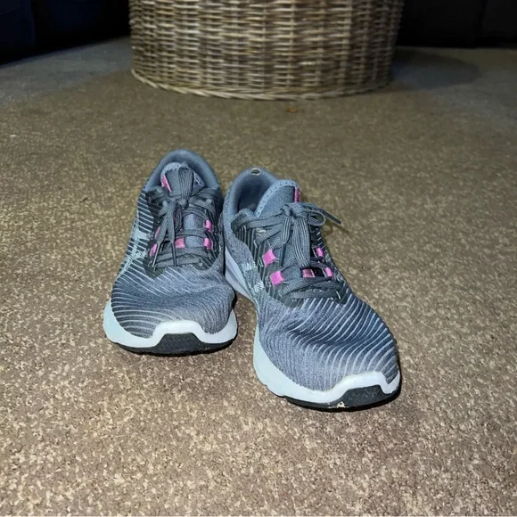 ASICS RUNNING SHOES - Picture 2 of 4